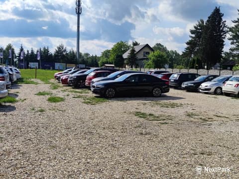 Parking Balice