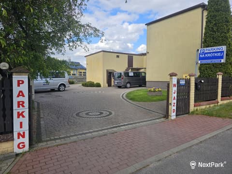 Parking Na Krótkiej